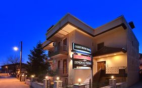 Tsironis Guesthouse